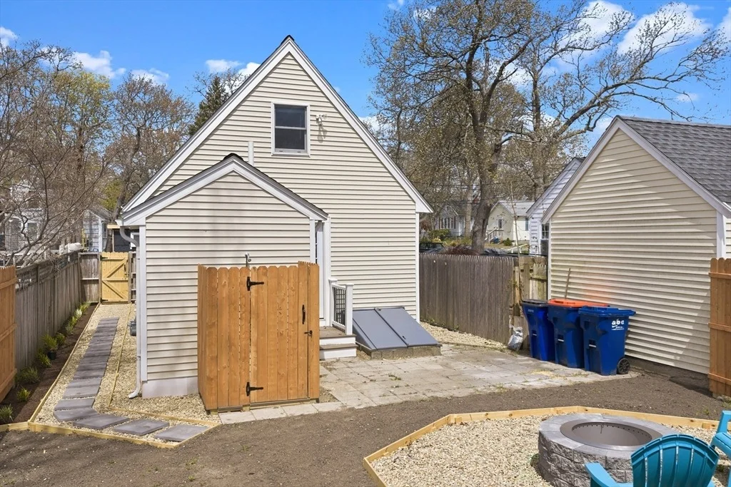 Photo of 8 Cottage St