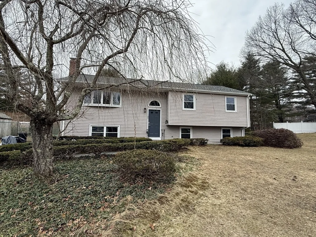 Photo of 105 Duncan Rd