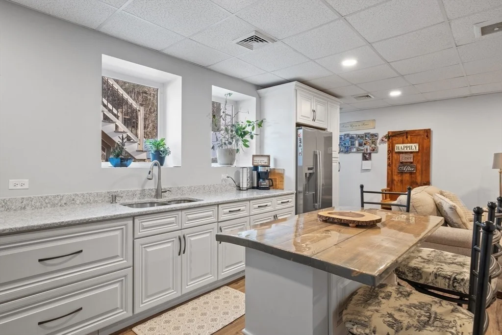 Photo of 285 Salem Rd