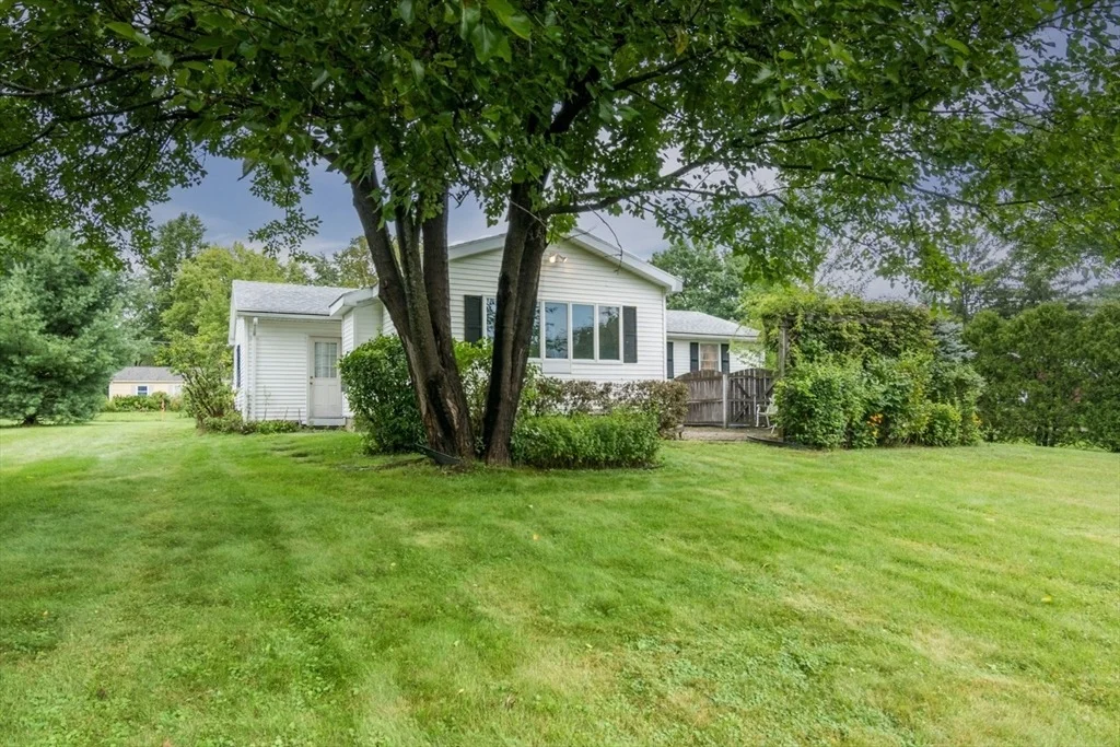 Photo of 90 Columbia Drive