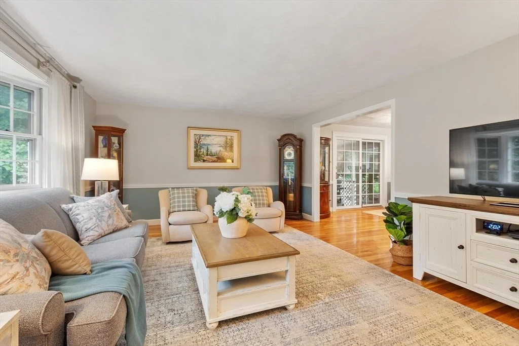 Photo of 5 Myrtle Dr