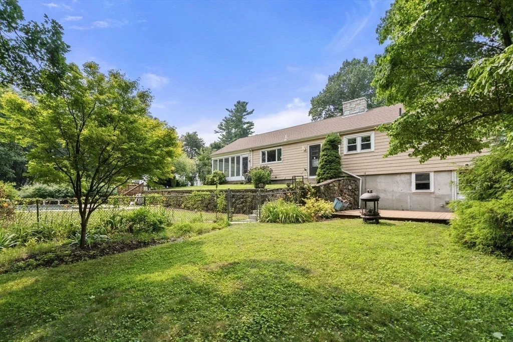 Photo of 54 Pine Ridge Dr