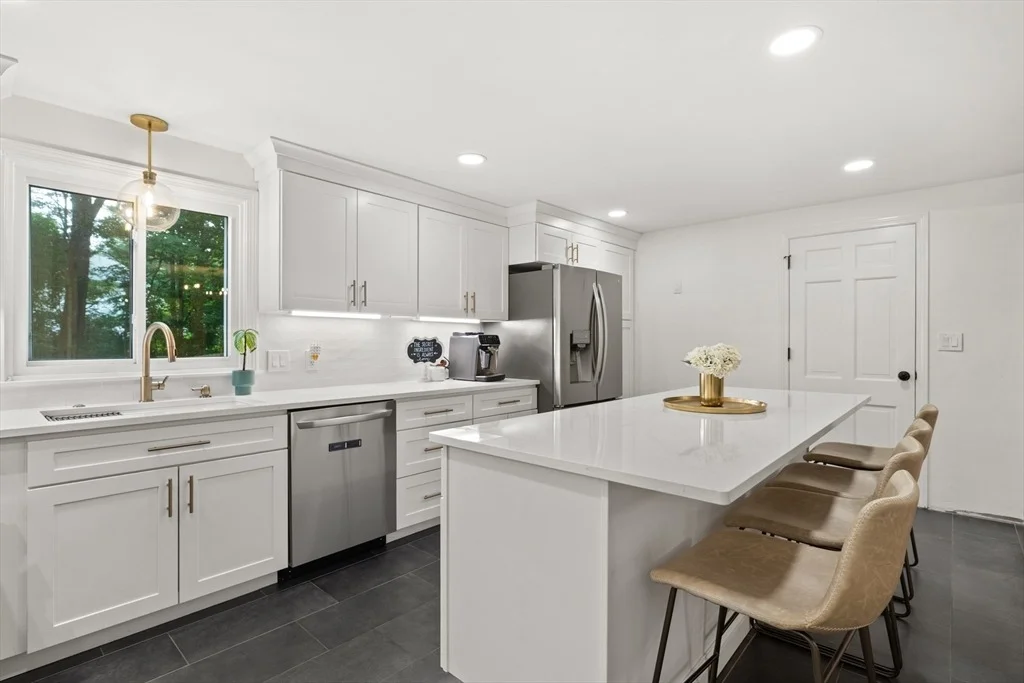Photo of 148 Upton Rd