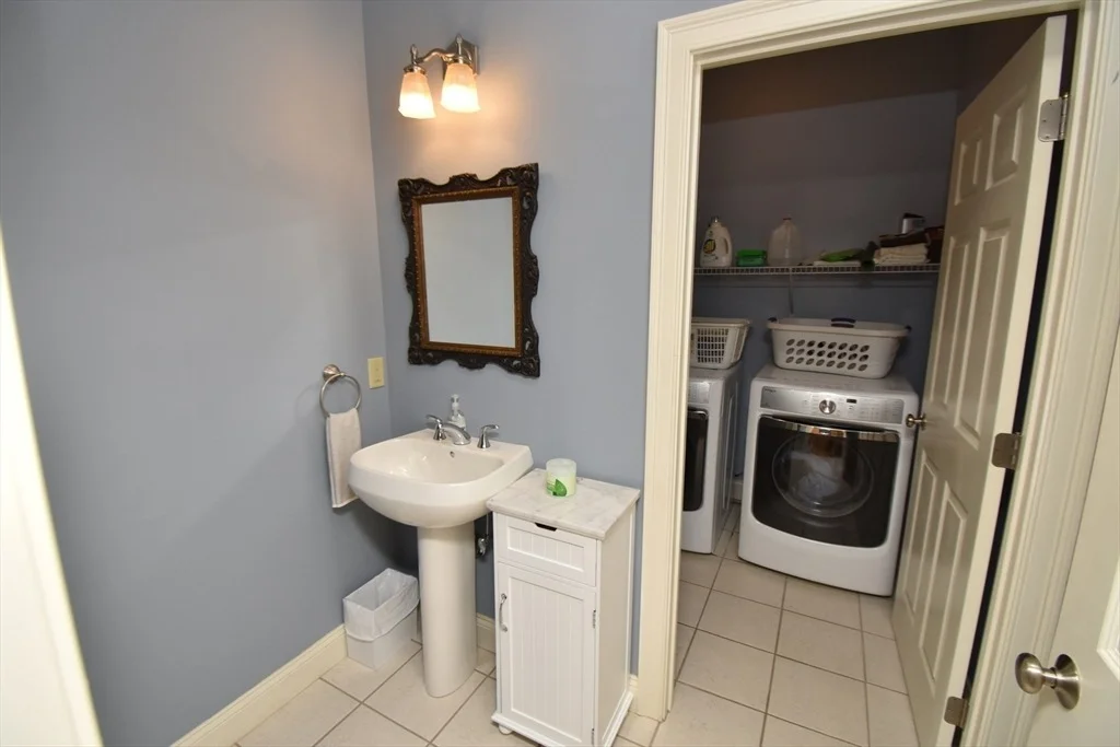 Photo of Unit 1B at 359 Main