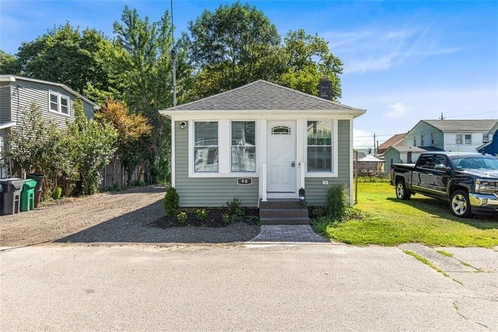 Photo of 90 Huron Street
