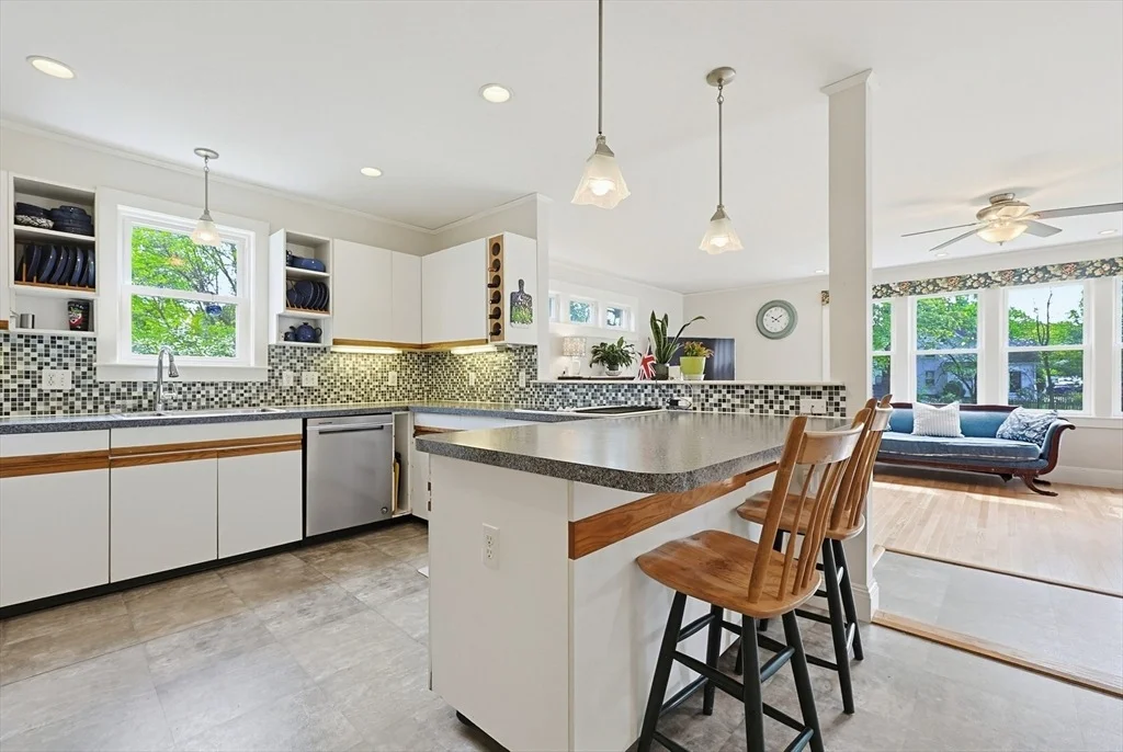 Photo of 24 Riverside Pl