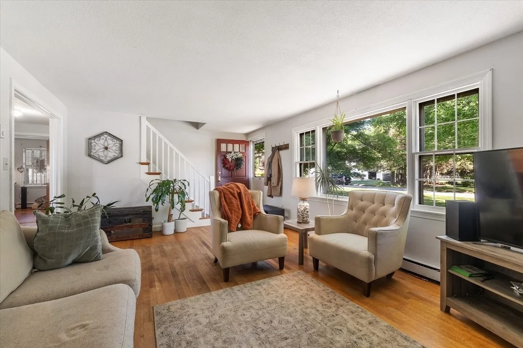 Photo of 42 W Mountain Rd