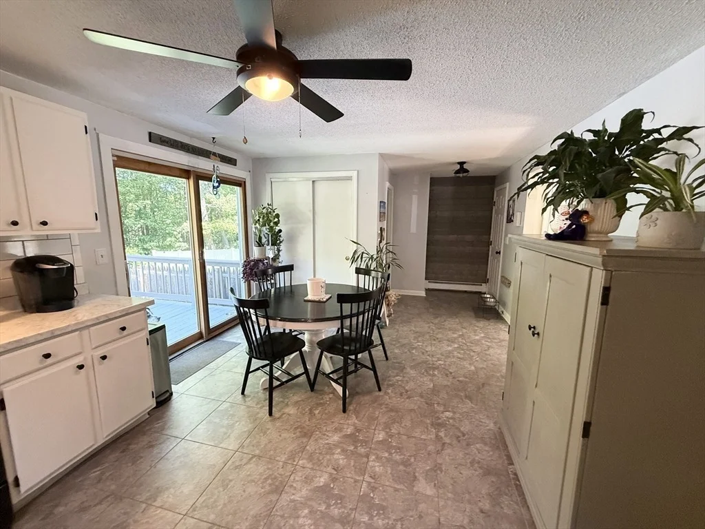 Photo of 48 Vincent Cir