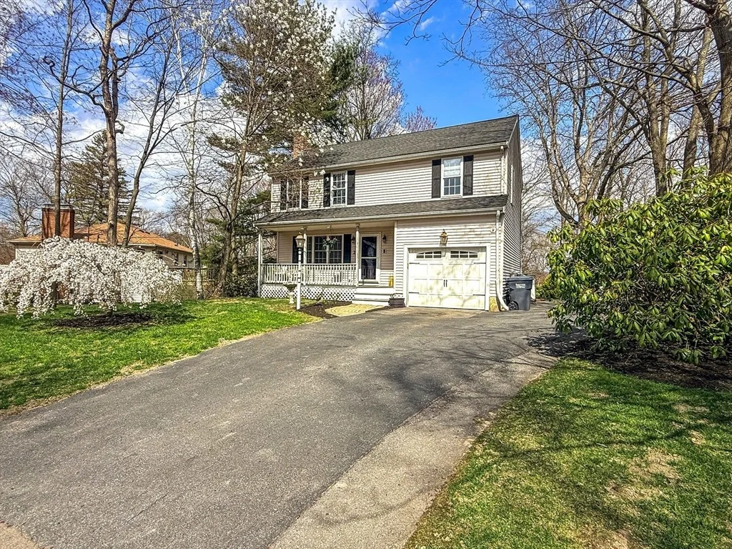 Photo of 2 Larson Rd