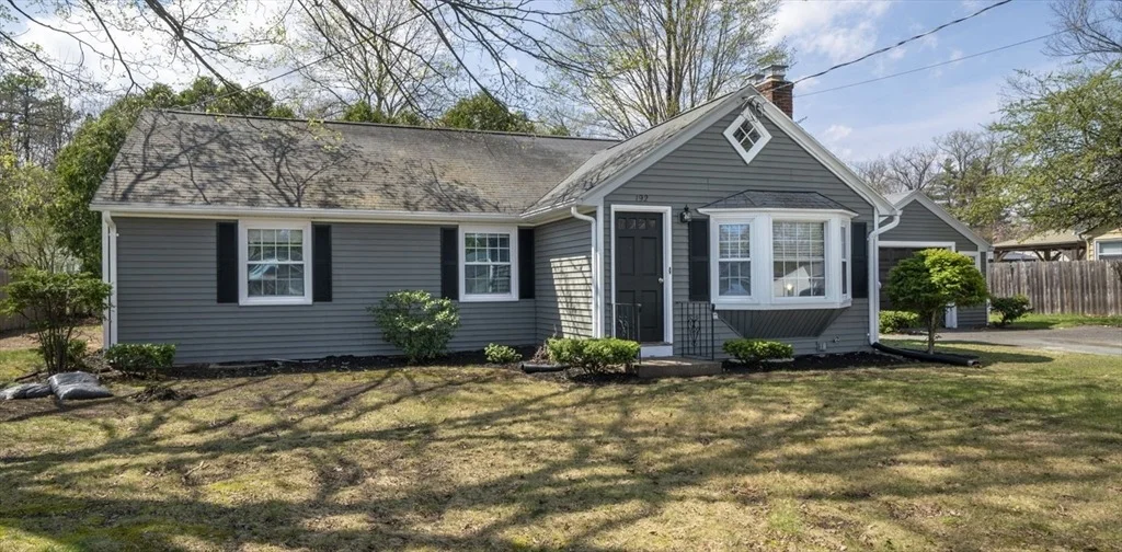 Photo of 192 Birchland Ave