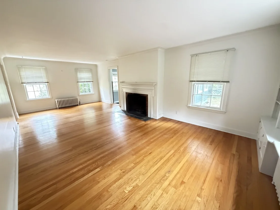 Photo of 616 Bernardston Rd
