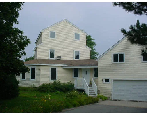 Photo of 6 Riverview Dr