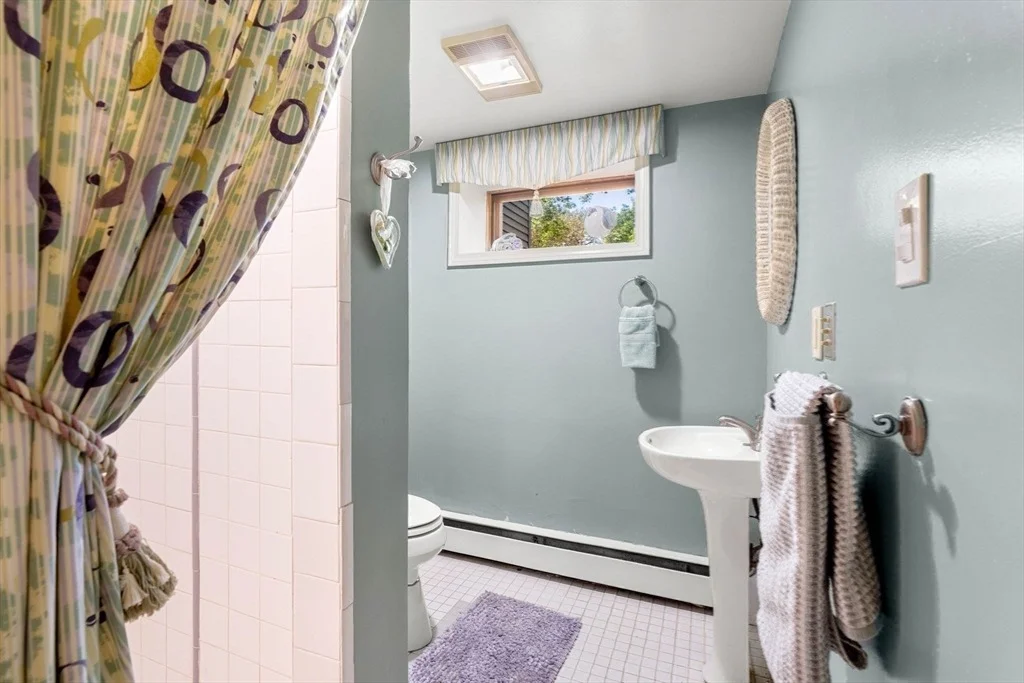 Photo of 81 Lowell Blvd