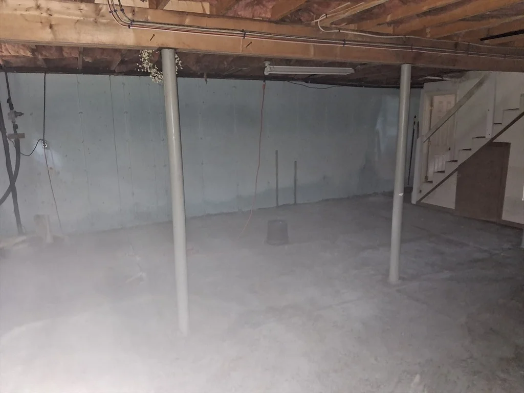 Photo of 8 Laurel Dr