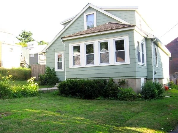 Photo of 28 Hayes Ave