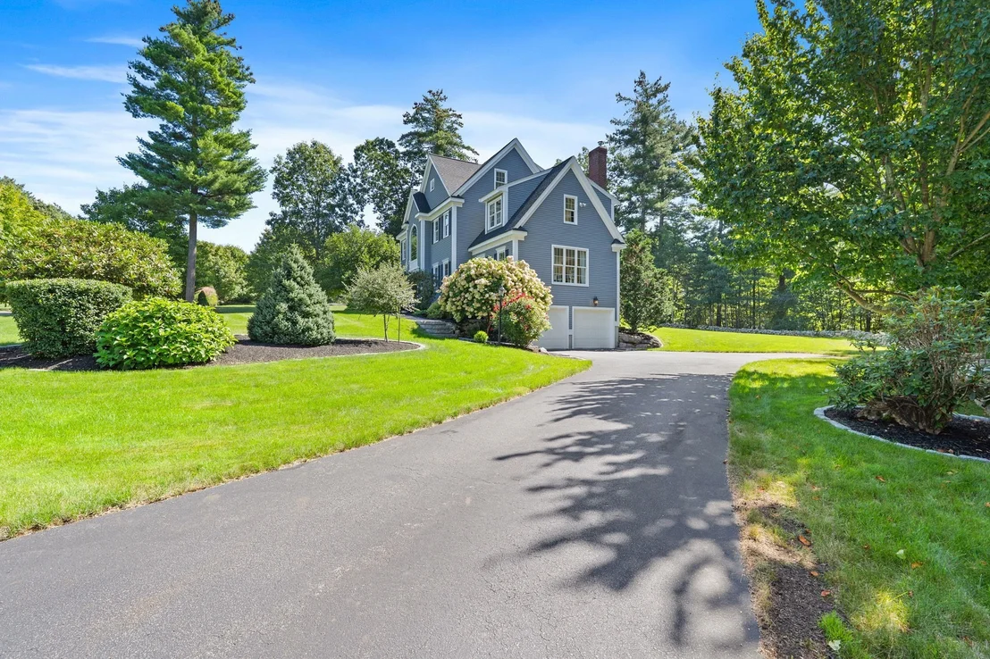 Photo of 7 Sylvan Dr