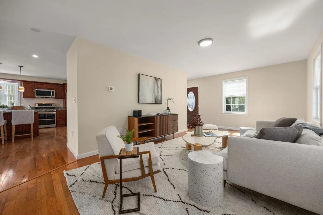 Photo of 89 Devir St