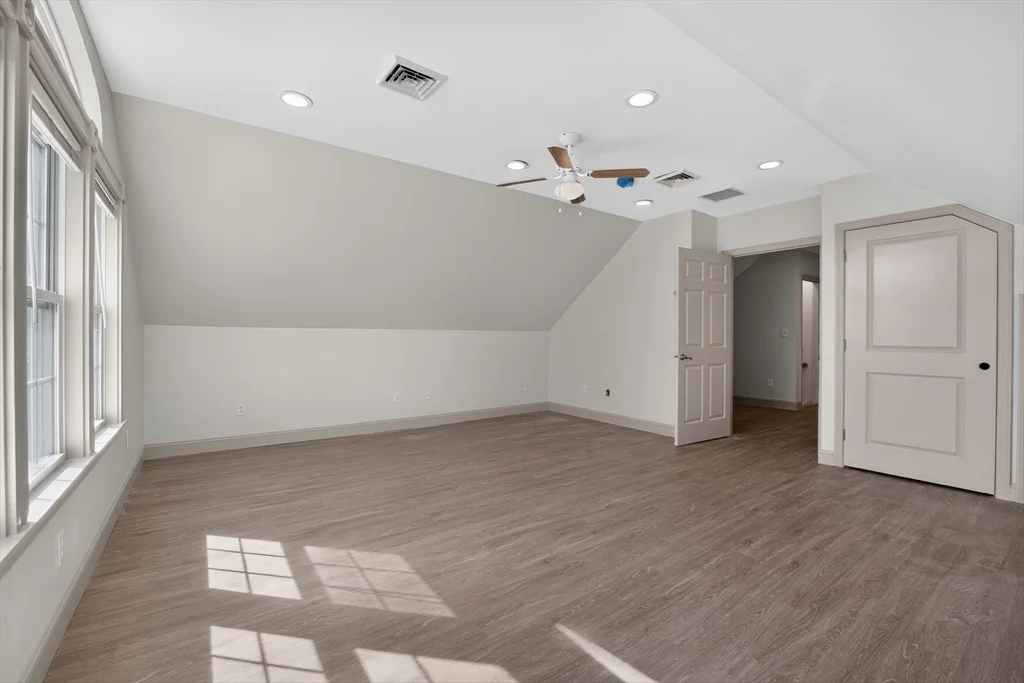 Photo of 79 Emerald Dr