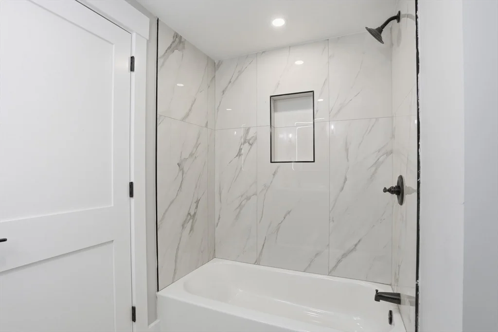 Photo of 11 Bromfield Road
