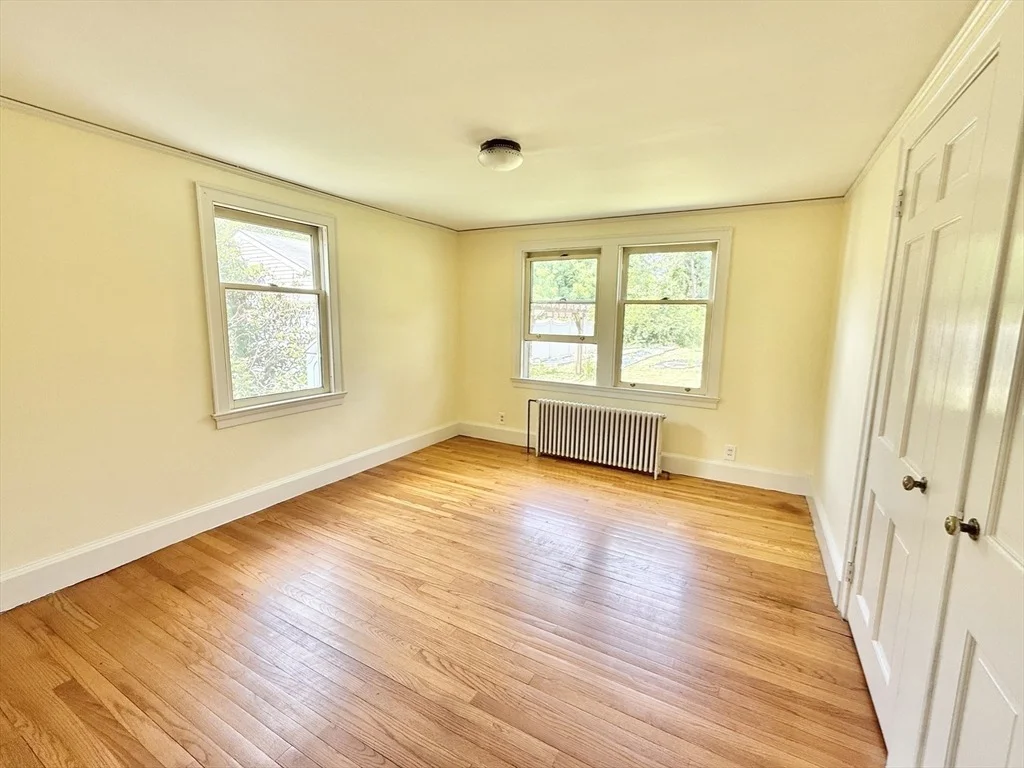 Photo of 9 Eastern Ave