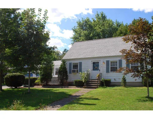 Photo of 39 Wardson Cir