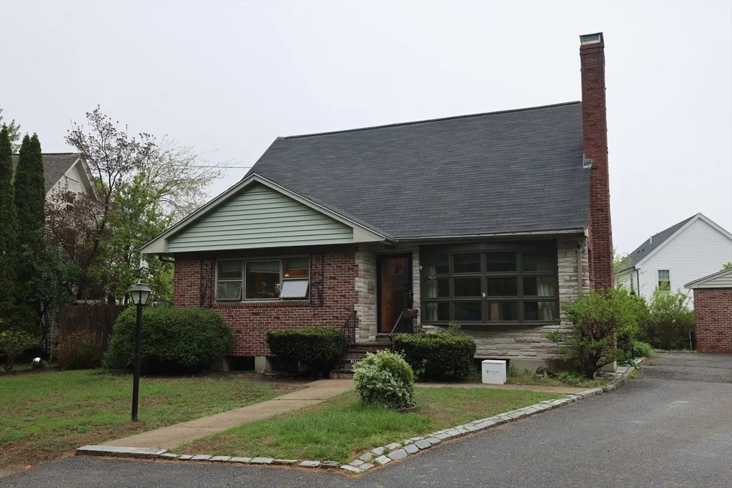 Photo of 36 Davenport Rd