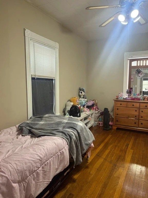 Photo of 98 Walnut St