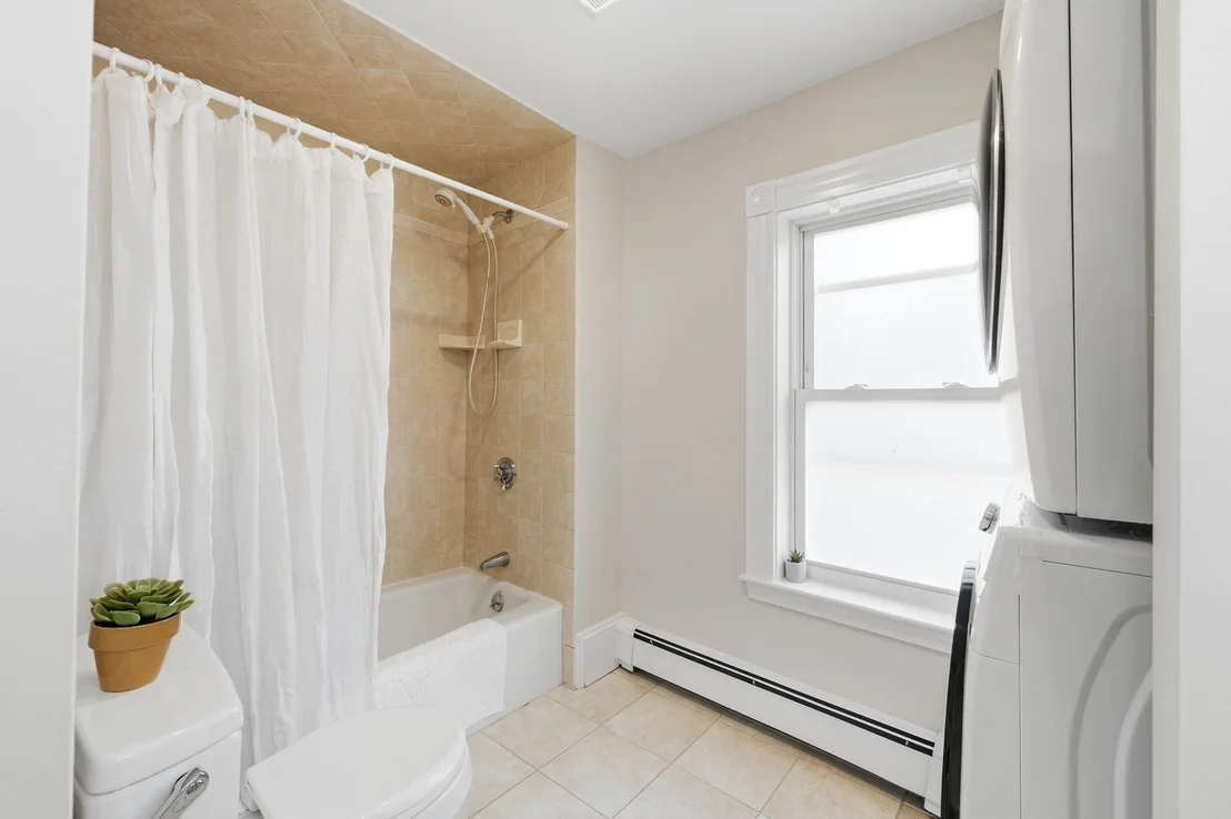 Photo of 12 Linden Pl