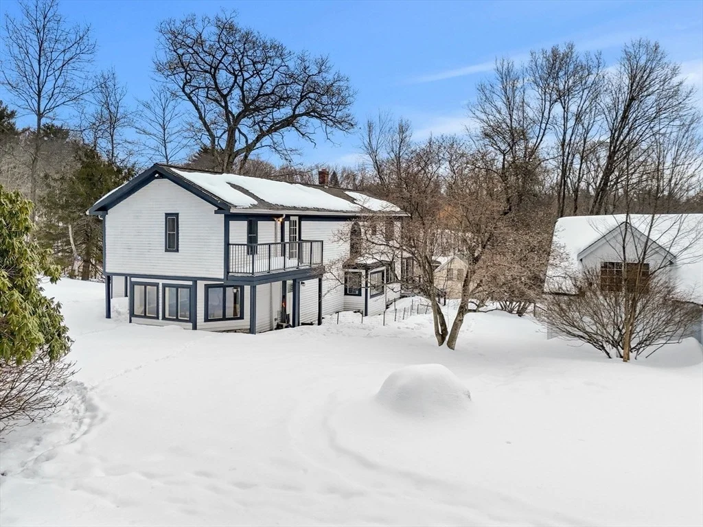 Photo of 30 Bear Hill Road