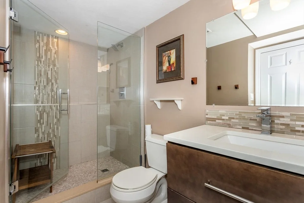 Photo of 11 Kathryn Ln