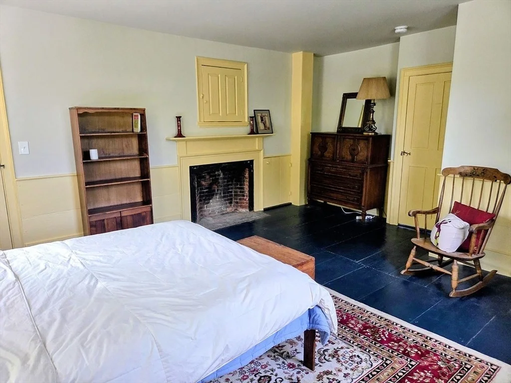 Photo of 130 West Rd