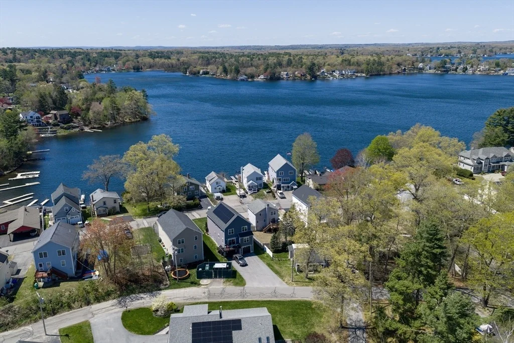 Photo of 32 Colonial Rd