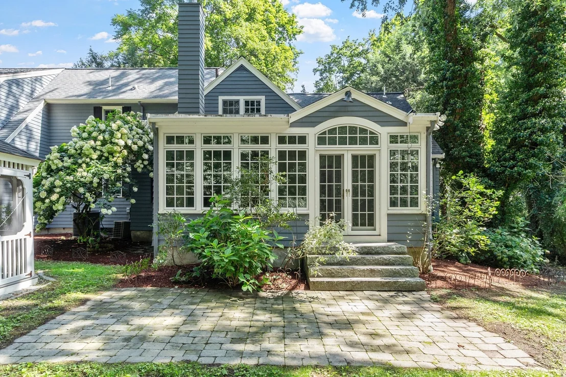Photo of 5 Tavern Ln