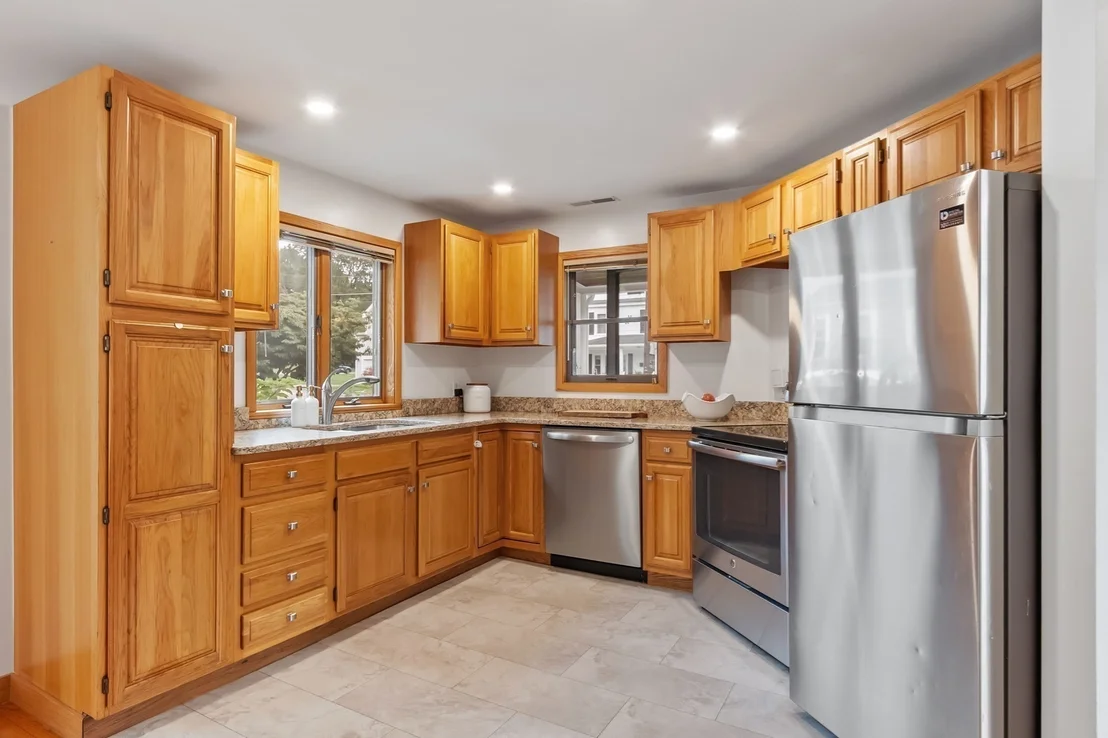 Photo of 90 Summer St