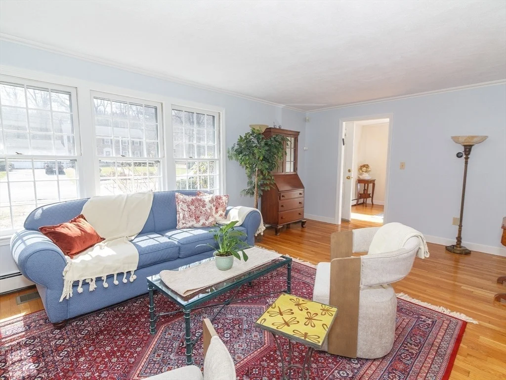 Photo of 6 Barry Drive