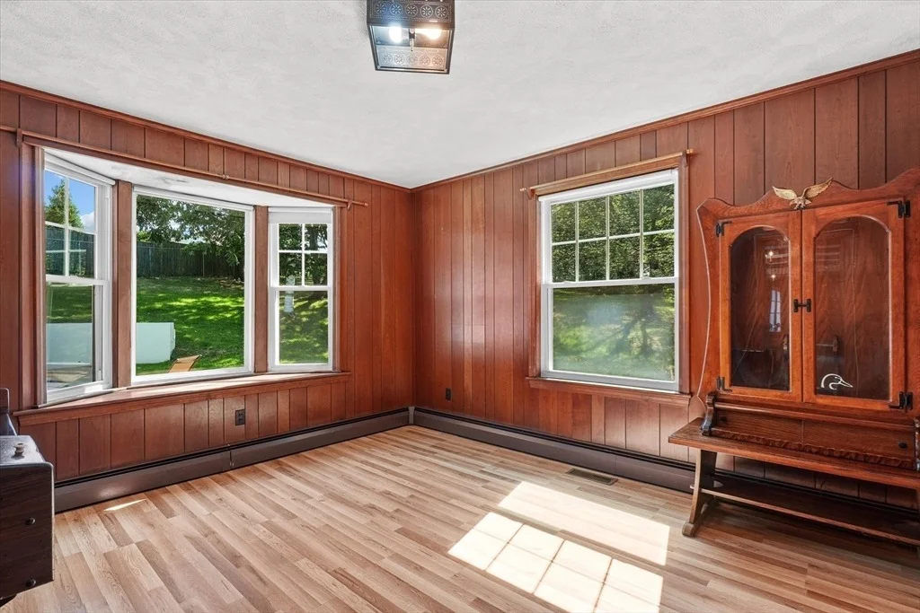 Photo of 85 Rosewood Dr