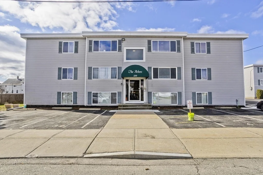 Photo of Unit 10 at 239 Glasgow St