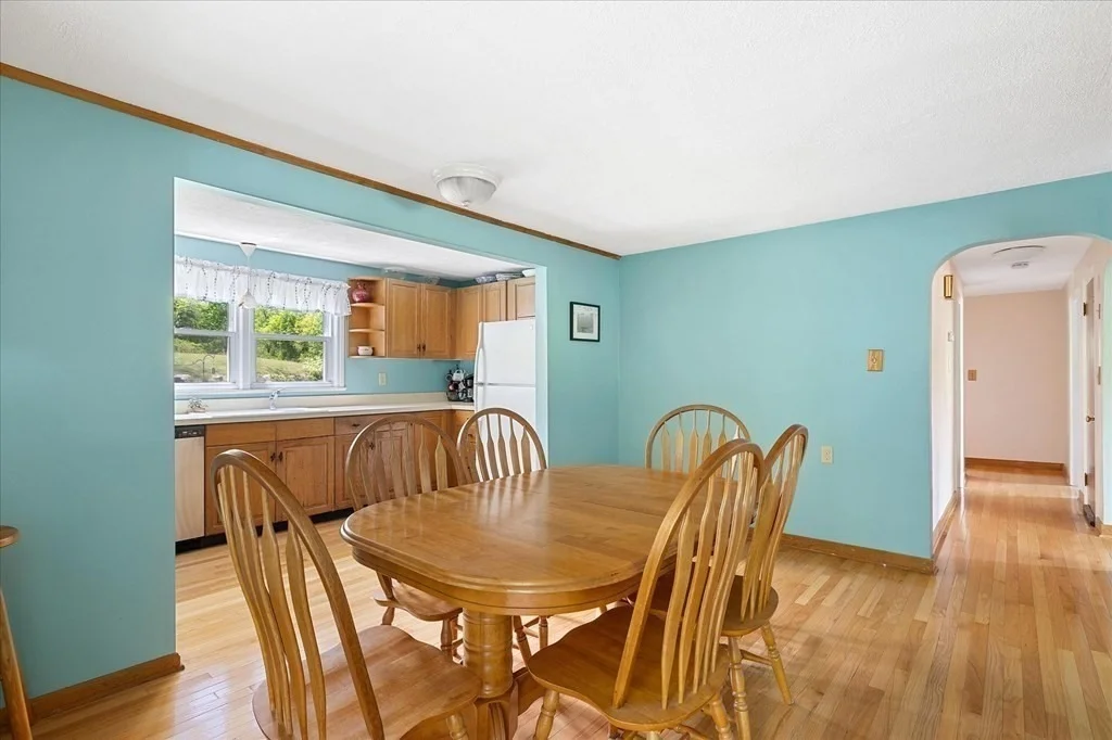 Photo of 34 Old Southbridge Rd