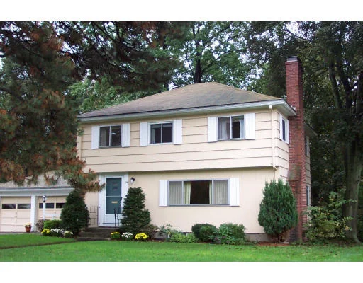Photo of 24 Longfellow Rd