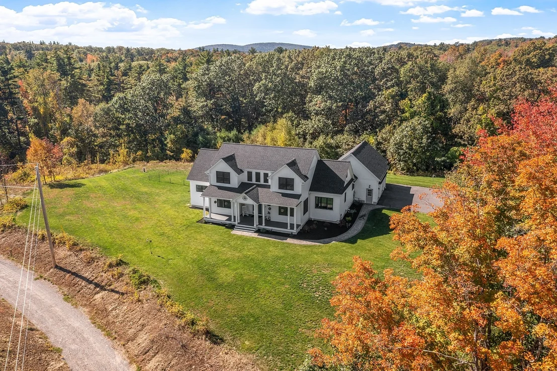 Photo of 637 Mason Rd