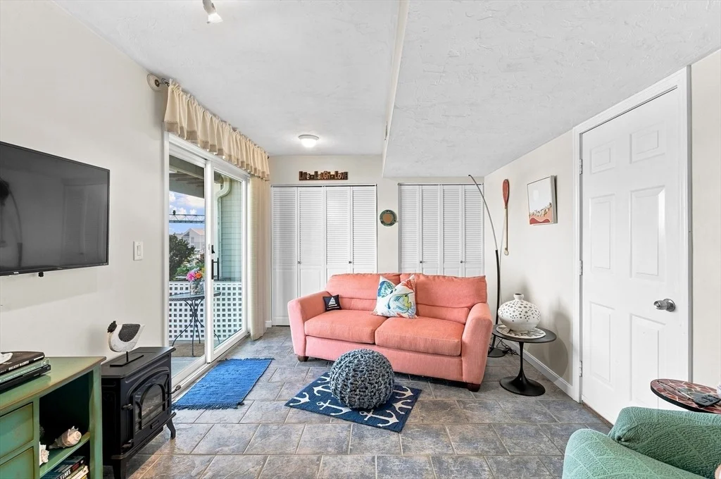 Photo of Unit 1001 at 700 Shore Dr