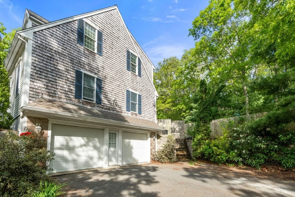 Photo of 8 Friendship Ln
