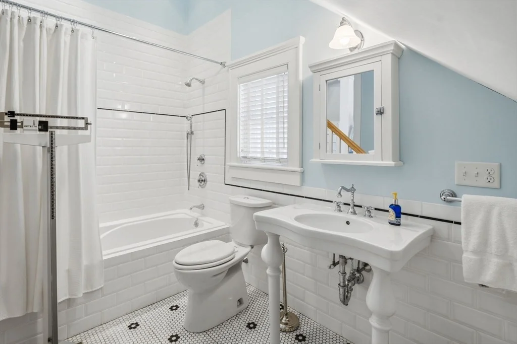 Photo of 7 Eagle Drive