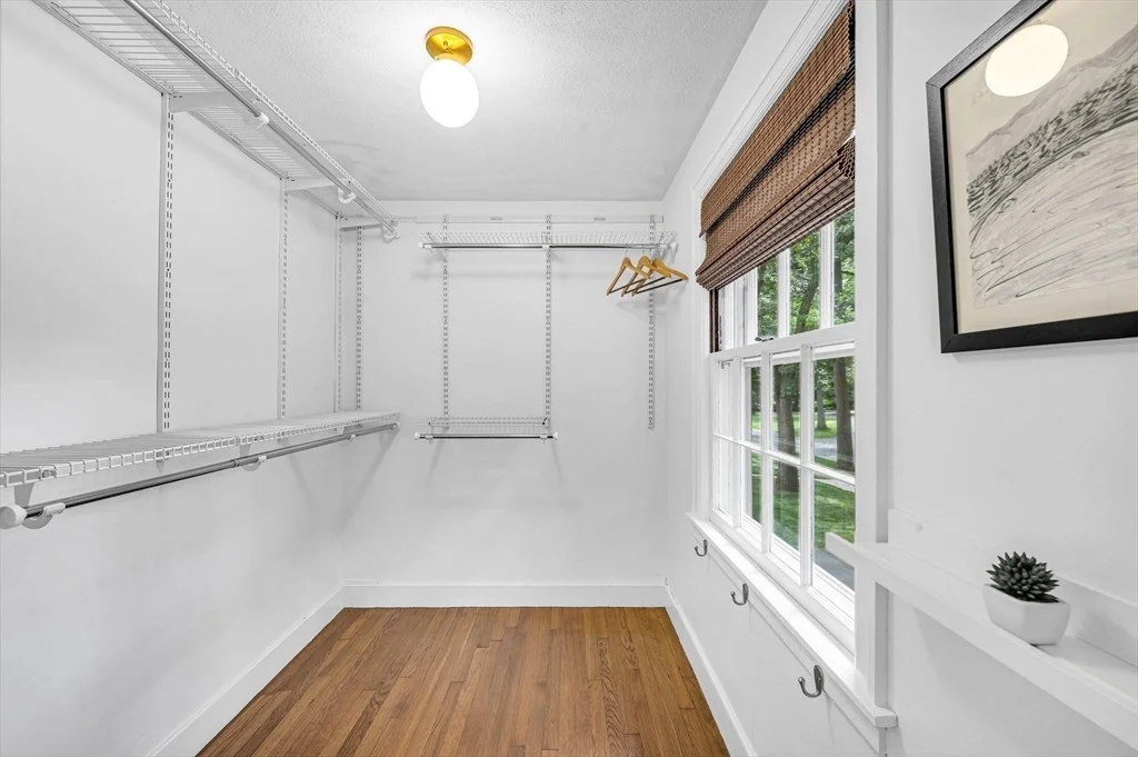 Photo of 28 Brittany Rd