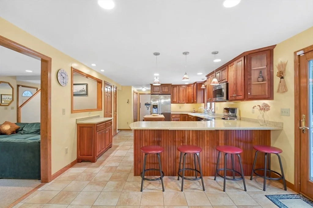 Photo of 92 Baptist Common Rd