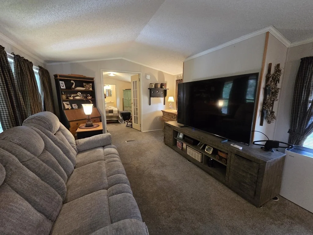 Photo of 72 Holiday Cir