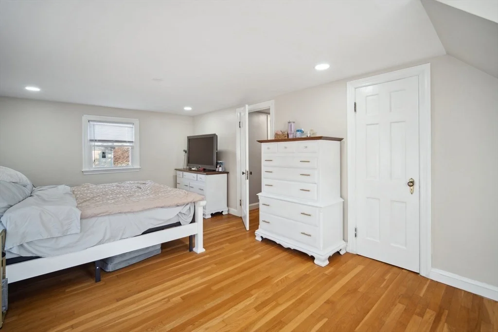 Photo of 39 Gilman St