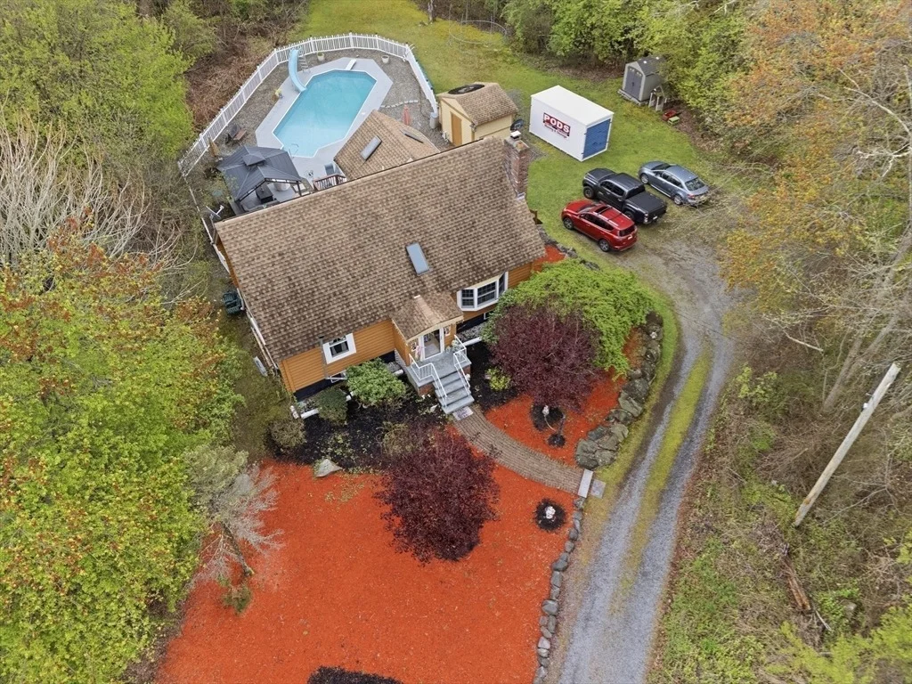 Photo of 35 Chestnut Dr
