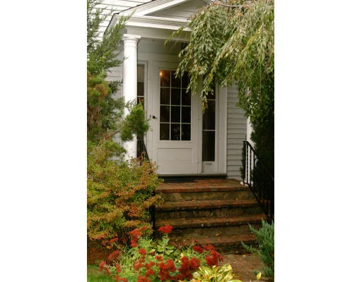 Photo of 341 Nehoiden St