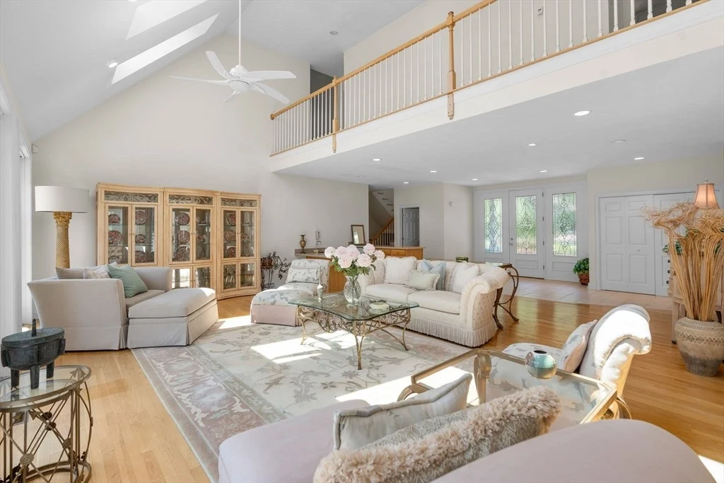 Photo of 14 Glenneagle Dr